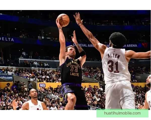 东契奇42分12助攻创里程碑湖人复仇骑士詹姆斯1229胜登顶胜场王